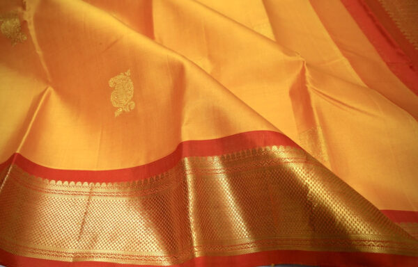 Kanchipuram Silk Sari MKS0032 - Image 2